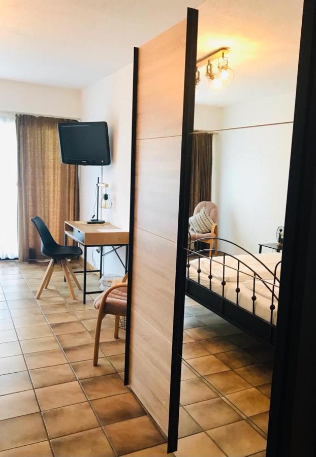 Forsthaus Alter Foerster Hotel Бад Ойнхаузен Екстериор снимка