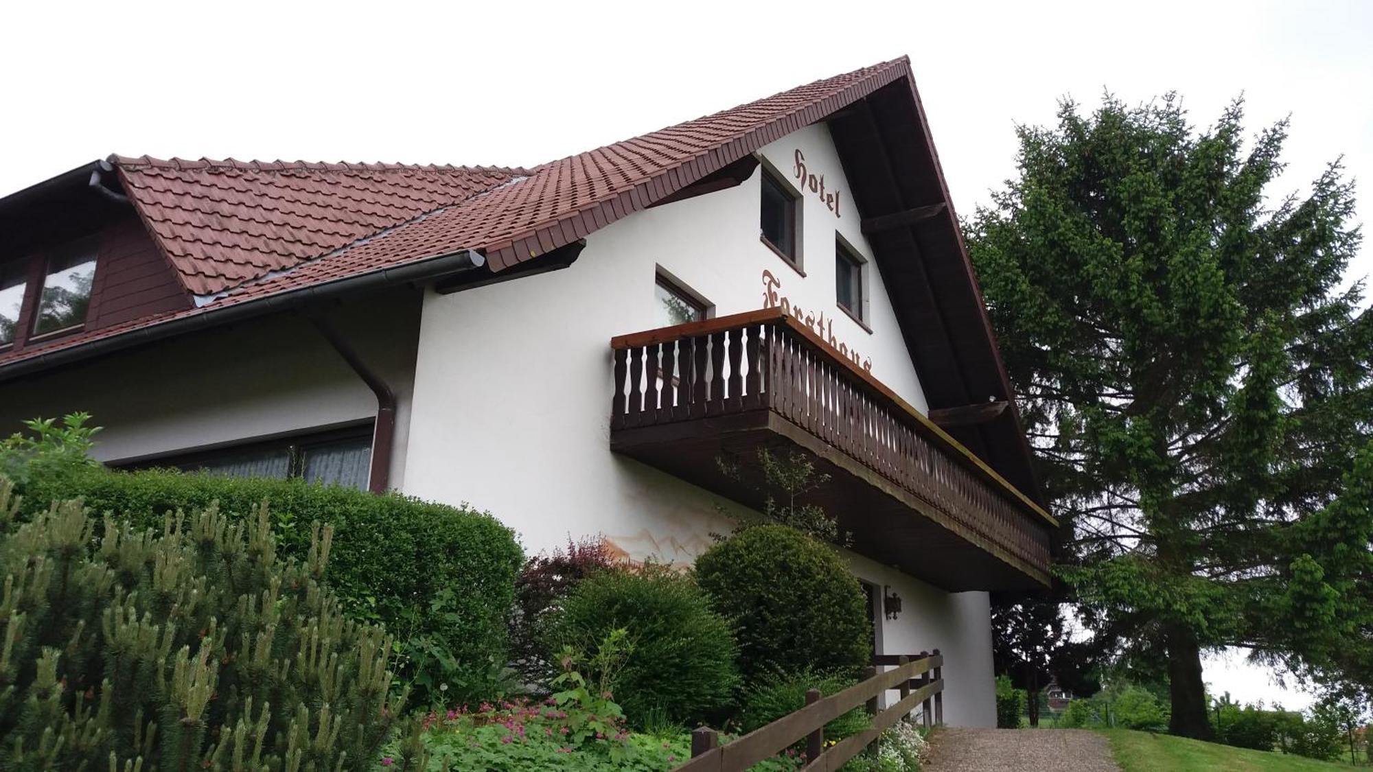 Forsthaus Alter Foerster Hotel Бад Ойнхаузен Екстериор снимка