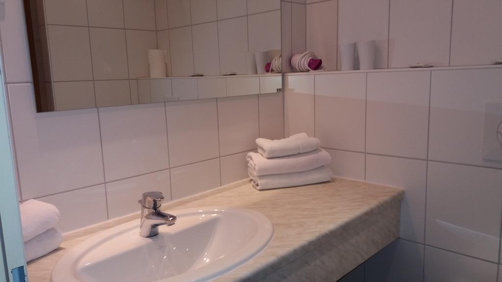 Forsthaus Alter Foerster Hotel Бад Ойнхаузен Екстериор снимка